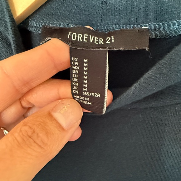 Forever 21 Hunter Green Long Sleeve Mock Neck Bodysuit - Picture 3 of 4